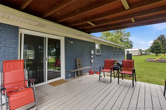 74703 S 320th Road, Wagoner, OK 74467