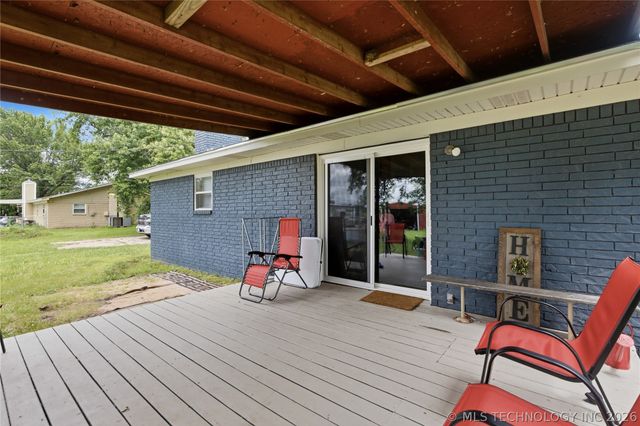 74703 S 320th Road, Wagoner, OK 74467