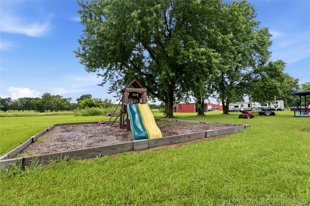 74703 S 320th Road, Wagoner, OK 74467