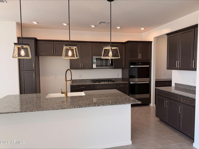 19393 W PALO VERDE Drive, Litchfield Park, AZ 85340