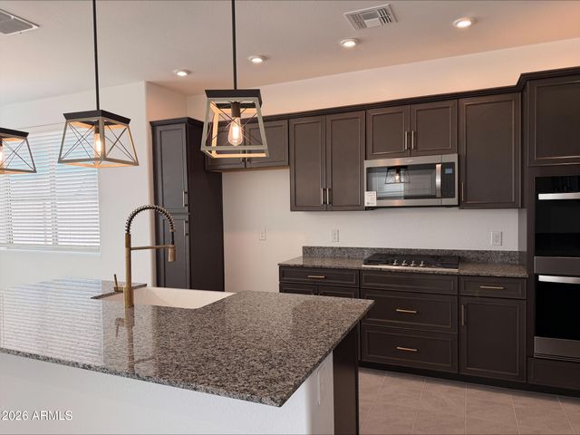 19393 W PALO VERDE Drive, Litchfield Park, AZ 85340