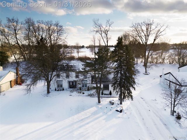 5429 Tequesta Drive, West Bloomfield Charter Township, MI 48323