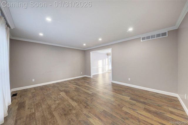 5429 Tequesta Drive, West Bloomfield Charter Township, MI 48323