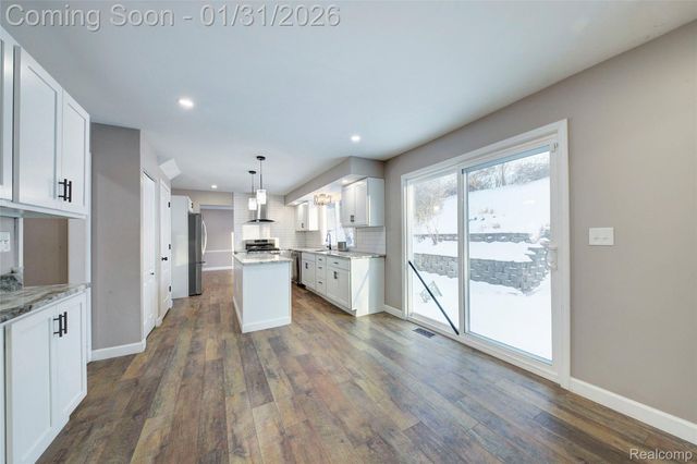 5429 Tequesta Drive, West Bloomfield Charter Township, MI 48323