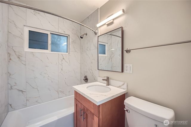 4711 Sand Point Way NE, Seattle, WA 98105