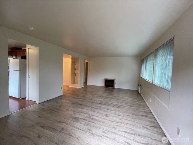 4711 Sand Point Way NE, Seattle, WA 98105