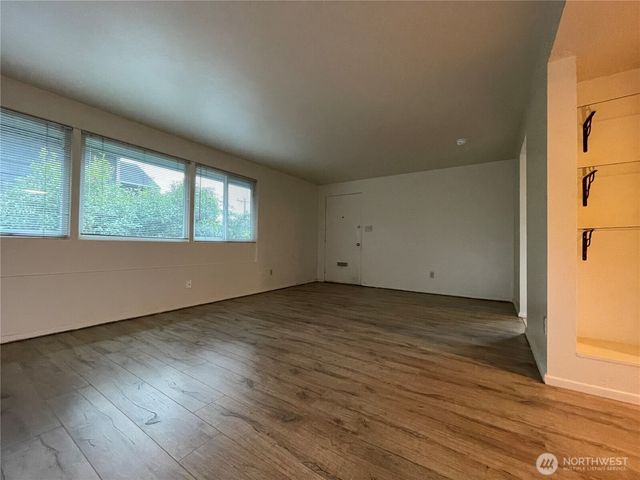 4711 Sand Point Way NE, Seattle, WA 98105