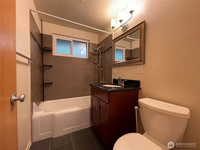 4711 Sand Point Way NE, Seattle, WA 98105