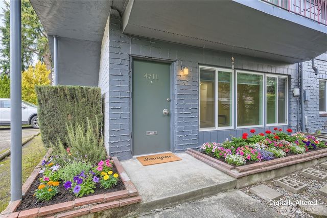4711 Sand Point Way NE, Seattle, WA 98105