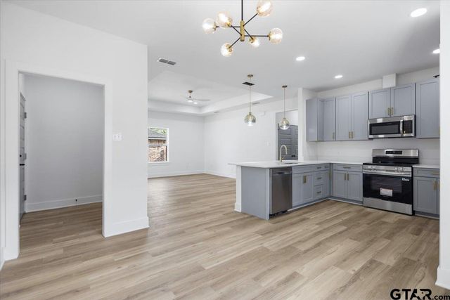 228 S Fenton Ave., Tyler, TX 75702