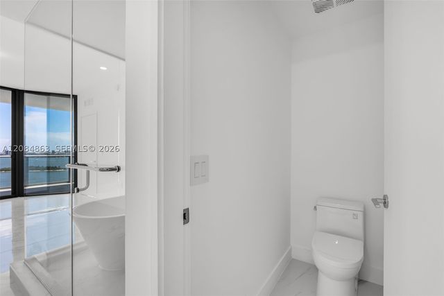 700 NE 24th St 1806, Miami, FL 33137