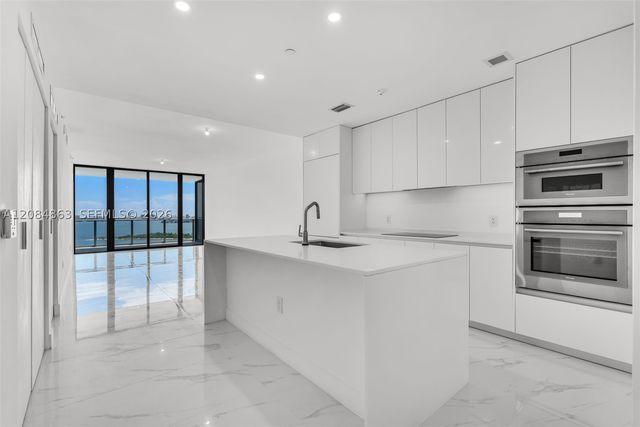 700 NE 24th St 1806, Miami, FL 33137