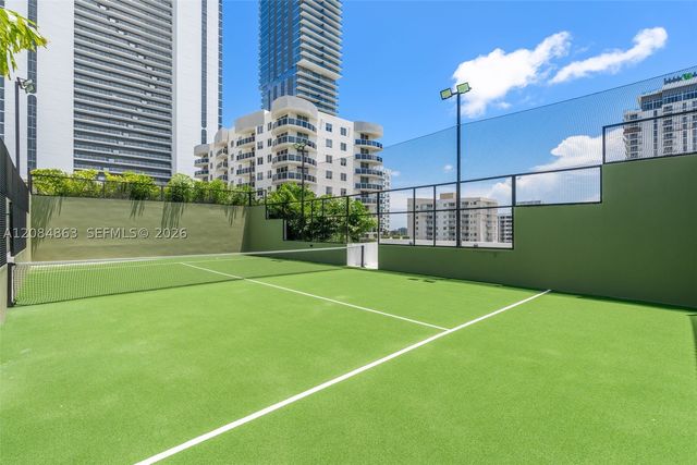 700 NE 24th St 1806, Miami, FL 33137