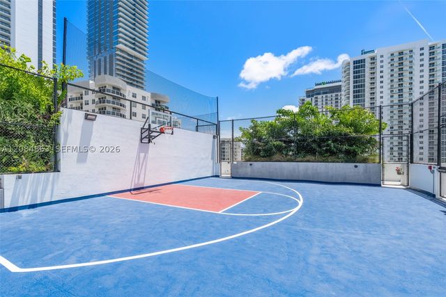 700 NE 24th St 1806, Miami, FL 33137