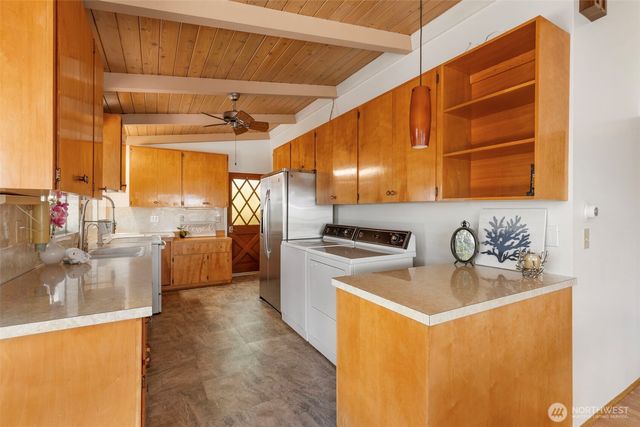 14358 NW Rhoda Lane, Seabeck, WA 98380