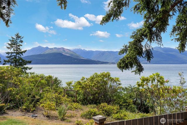 14358 NW Rhoda Lane, Seabeck, WA 98380