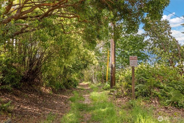 14358 NW Rhoda Lane, Seabeck, WA 98380