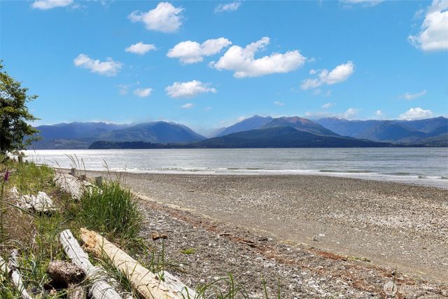 14358 NW Rhoda Lane, Seabeck, WA 98380