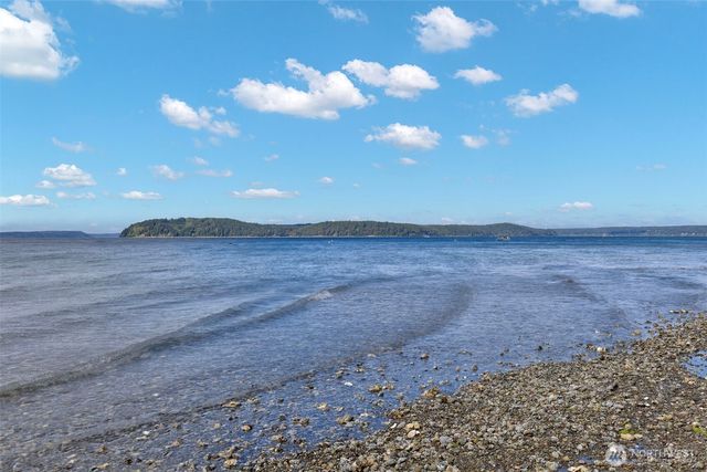 14358 NW Rhoda Lane, Seabeck, WA 98380