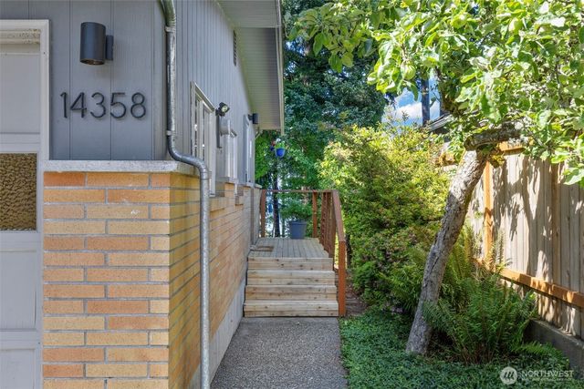 14358 NW Rhoda Lane, Seabeck, WA 98380
