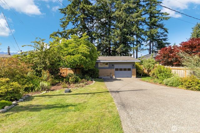 14358 NW Rhoda Lane, Seabeck, WA 98380