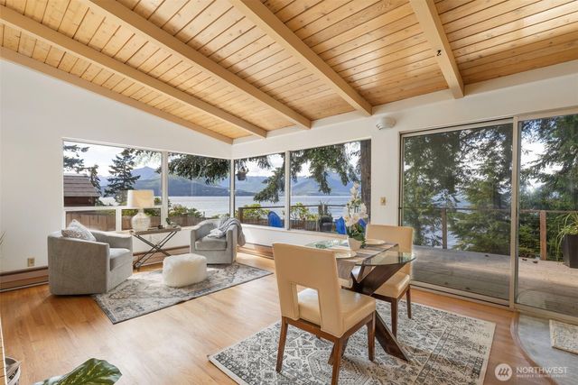 14358 NW Rhoda Lane, Seabeck, WA 98380