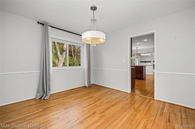 7011 Heather Heath, West Bloomfield, MI 48322