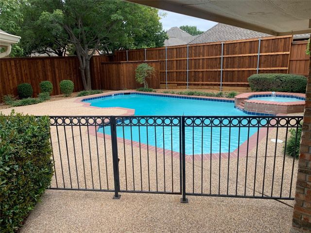 5741 Ridgehaven Drive, Plano, TX 75093