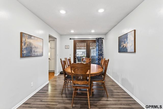 11748 Meredith Avenue, Omaha, NE 68164