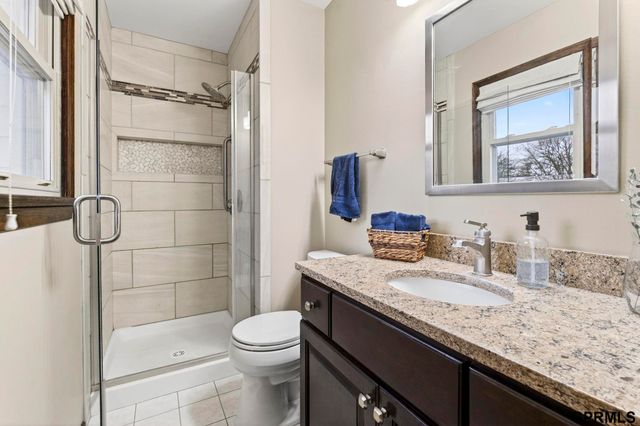 11748 Meredith Avenue, Omaha, NE 68164