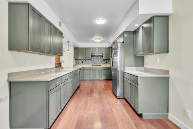 6224 Saint James Dr, Carmichael, CA 95608