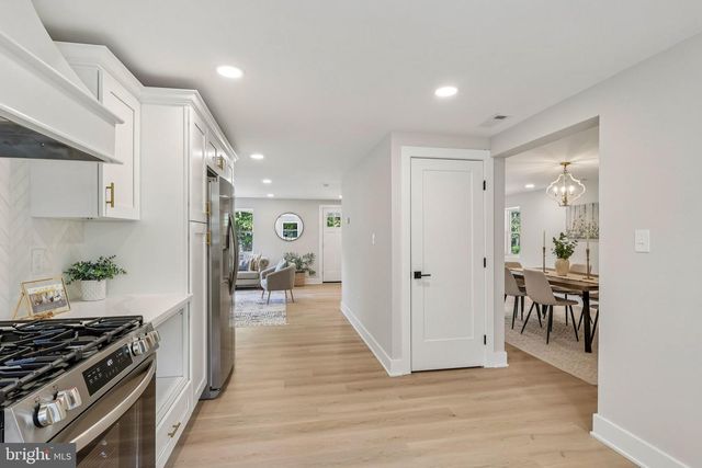 551 HOPEWELL RD, Marlton, NJ 08053