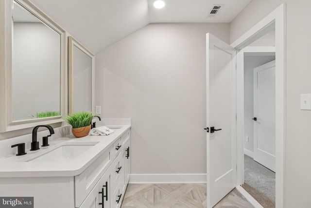 551 HOPEWELL RD, Marlton, NJ 08053