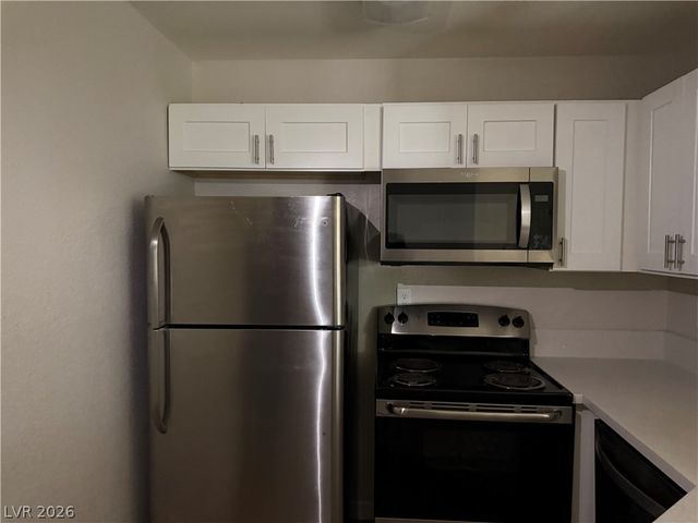 530 Elm Drive 105, Las Vegas, NV 89169