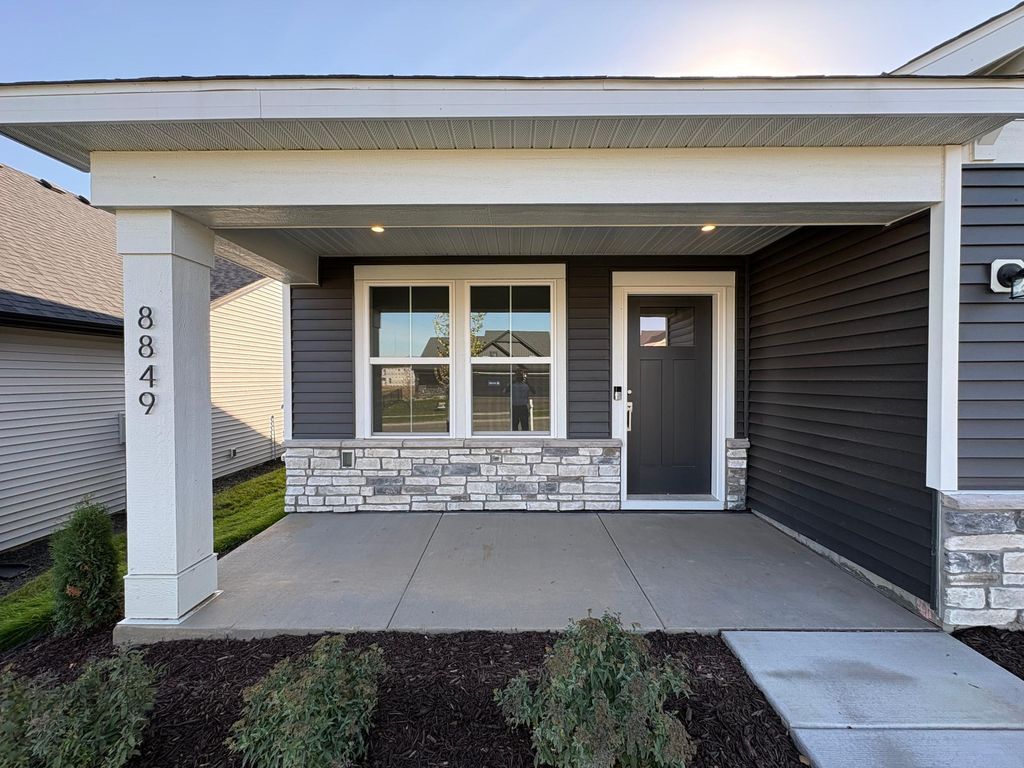8849 63rd Street S, Cottage Grove, MN 55016 — photo 2