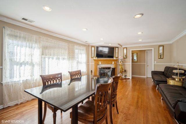 1460 Ferndale Avenue, Highland Park, IL 60035