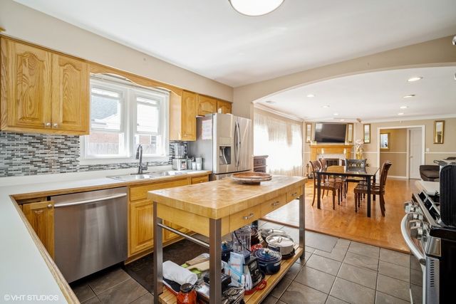 1460 Ferndale Avenue, Highland Park, IL 60035