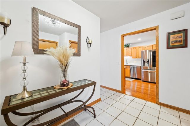 103 Fawn Lane, Elgin, IL 60120