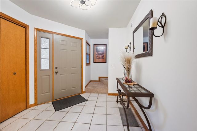 103 Fawn Lane, Elgin, IL 60120