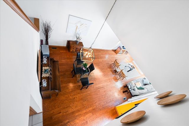 103 Fawn Lane, Elgin, IL 60120