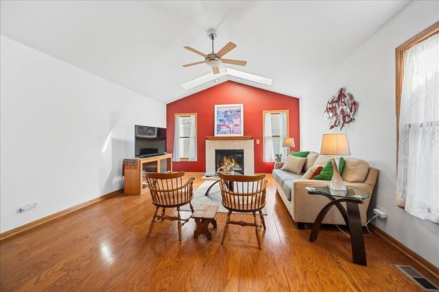 103 Fawn Lane, Elgin, IL 60120