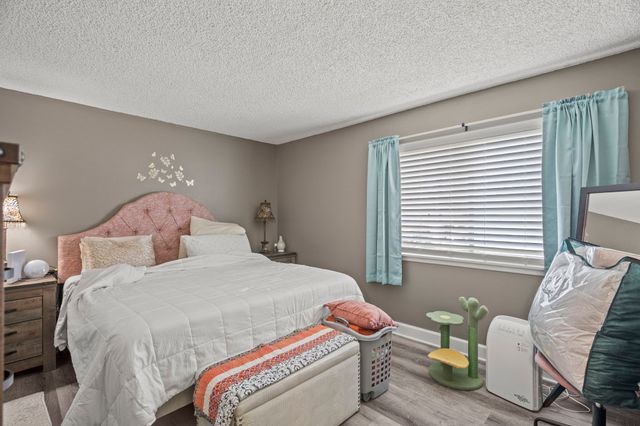 2169 Highway 41 S Apt 27, Greenbrier, TN 37073