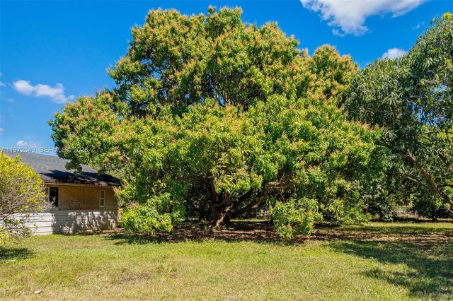 19401 SW 264th St, Homestead, FL 33031