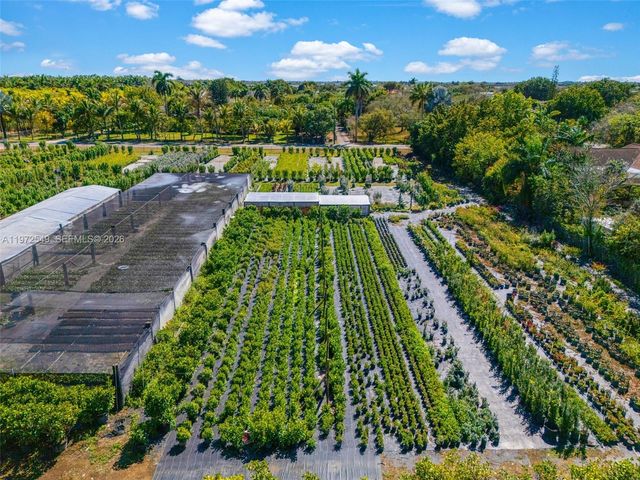 19401 SW 264th St, Homestead, FL 33031