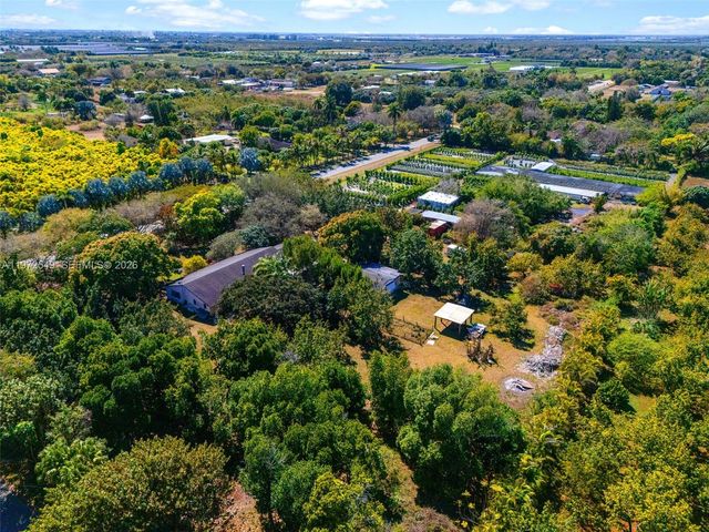 19401 SW 264th St, Homestead, FL 33031