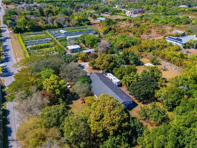 19401 SW 264th St, Homestead, FL 33031