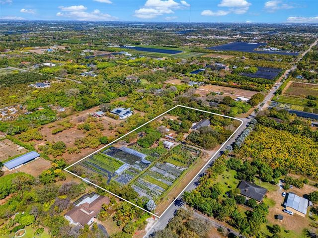 19401 SW 264th St, Homestead, FL 33031