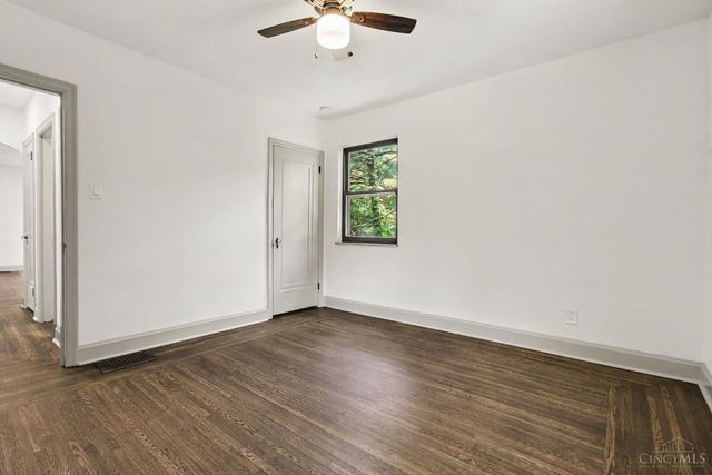 3205 Stanhope, Cincinnati, OH 45211