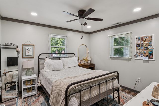 1210 Cooper Bridge Road, Woodruff, SC 29388