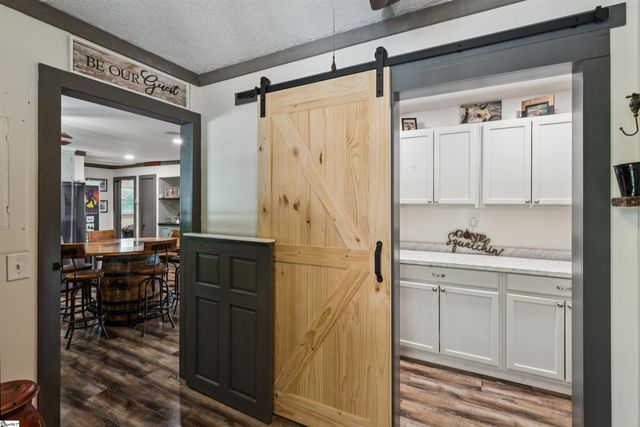 1210 Cooper Bridge Road, Woodruff, SC 29388